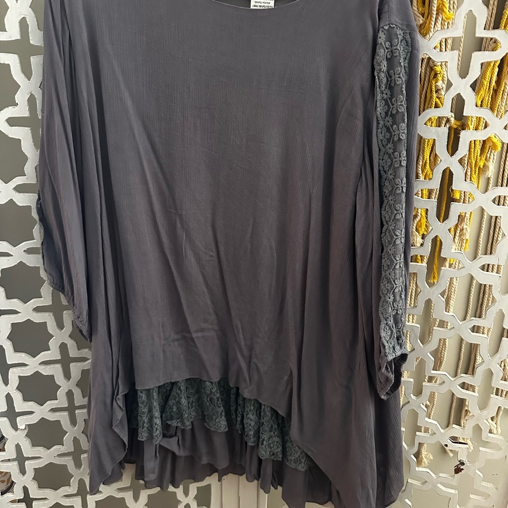 Elegant Gray Women's Top
